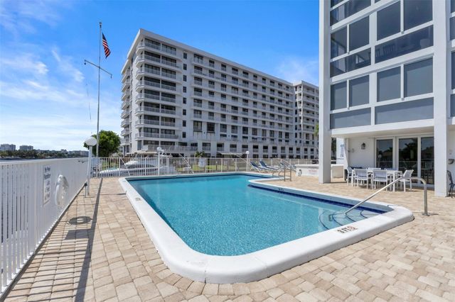 3100 NE 49th Street 503, Fort Lauderdale, FL 33308