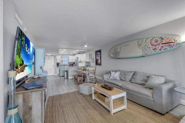 3100 NE 49th Street 503, Fort Lauderdale, FL 33308