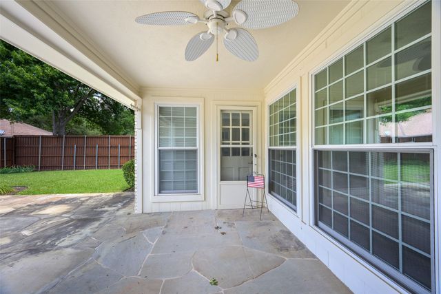 9233 Middle Glen Drive, Dallas, TX 75243