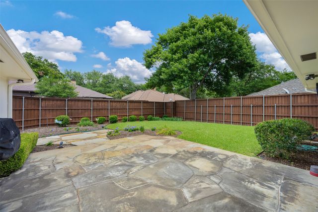 9233 Middle Glen Drive, Dallas, TX 75243