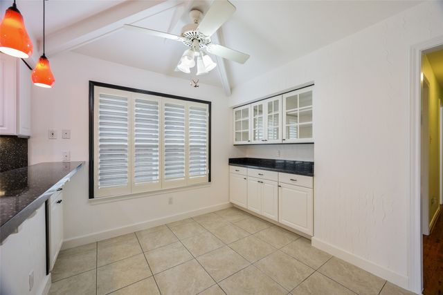 9233 Middle Glen Drive, Dallas, TX 75243