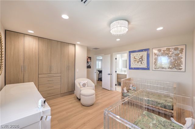 10470 Dove Meadow Way, Las Vegas, NV 89135