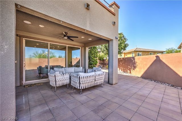 10470 Dove Meadow Way, Las Vegas, NV 89135