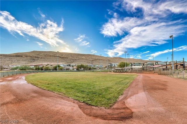 10470 Dove Meadow Way, Las Vegas, NV 89135