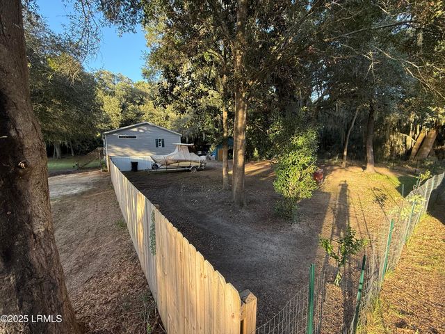 97 Oaks Plantation Road, St. Helena Island, SC 29920