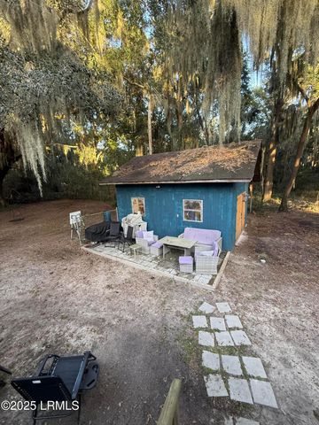 97 Oaks Plantation Road, St. Helena Island, SC 29920