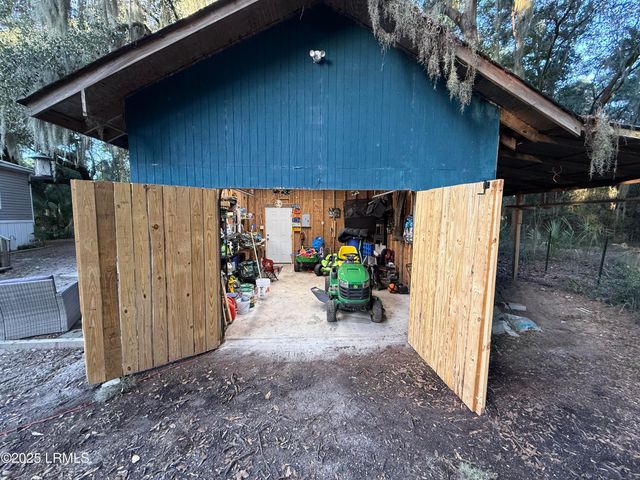 97 Oaks Plantation Road, St. Helena Island, SC 29920