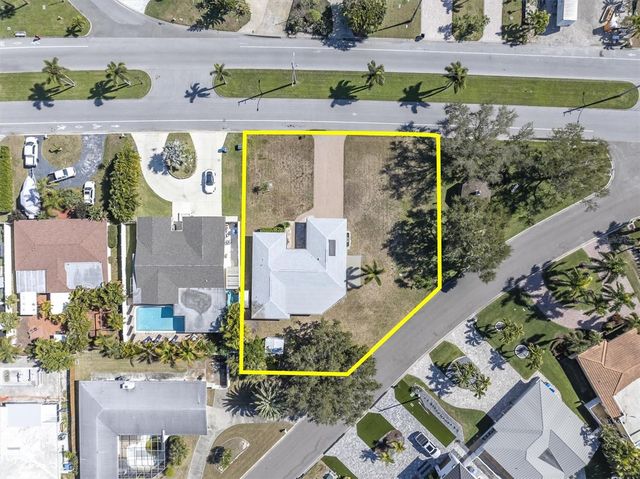 10100 PARADISE BOULEVARD, Treasure Island, FL 33706