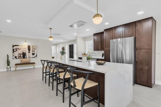 10100 PARADISE BOULEVARD, Treasure Island, FL 33706