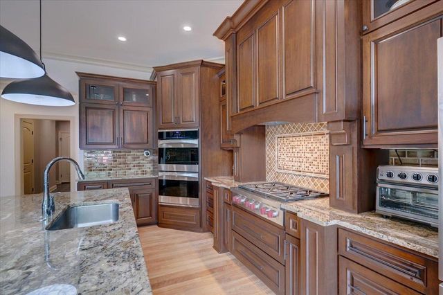 5732 Tuscany Lane, Waunakee, WI 53597