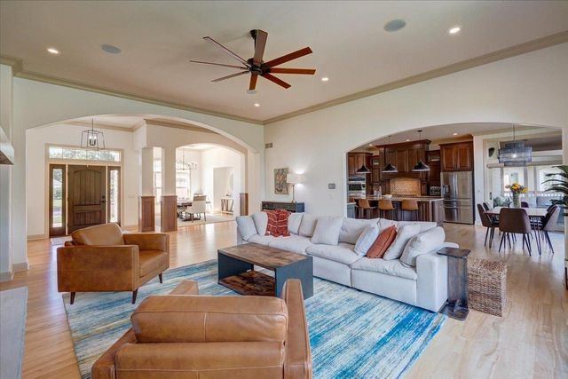 5732 Tuscany Lane, Waunakee, WI 53597