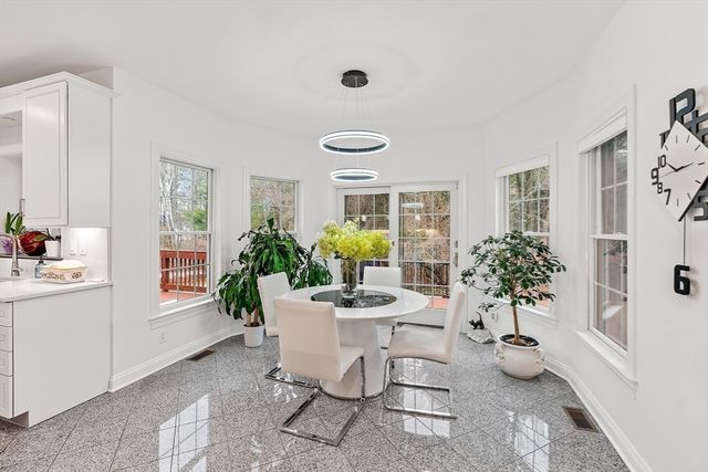 233 Rice Rd, Wayland, MA 01778