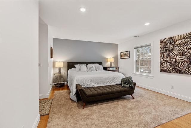 233 Rice Rd, Wayland, MA 01778