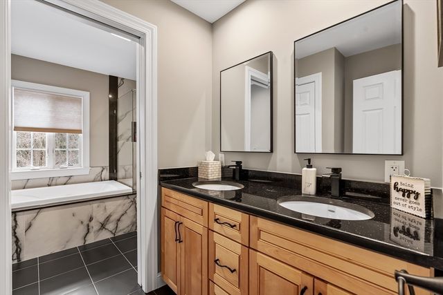 233 Rice Rd, Wayland, MA 01778