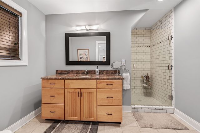 233 Rice Rd, Wayland, MA 01778