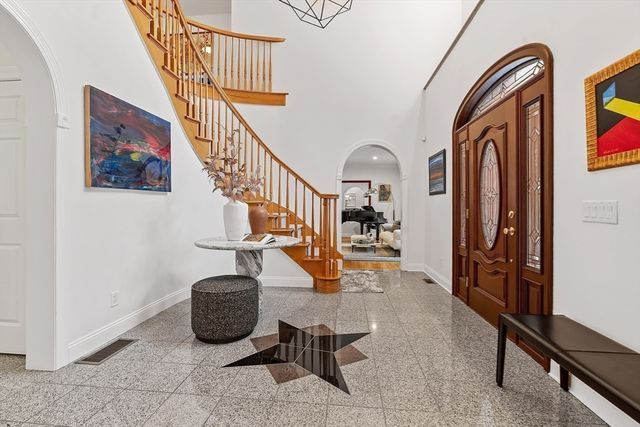 233 Rice Rd, Wayland, MA 01778