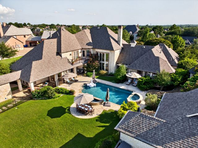 1729 Bison Meadow Lane, Heath, TX 75032
