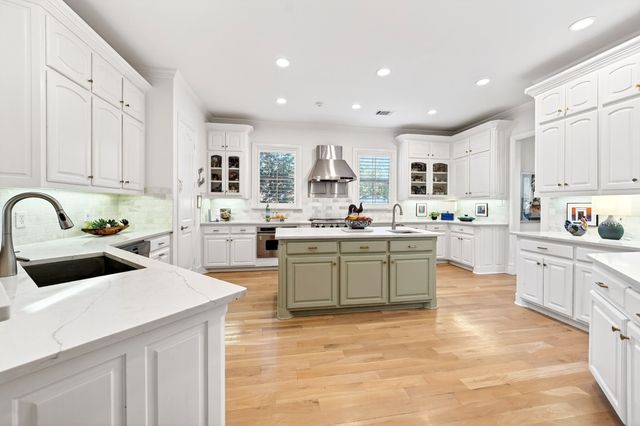 1729 Bison Meadow Lane, Heath, TX 75032