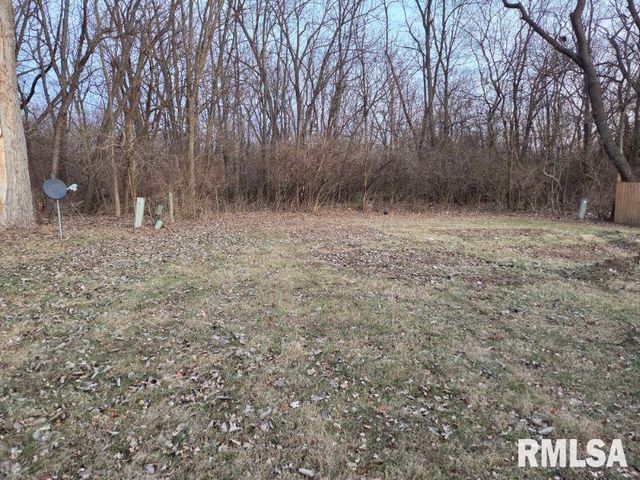 5720 N FROSTWOOD Parkway, Peoria, IL 61615