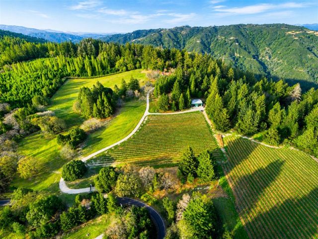 18516 Skyline Boulevard, Los Gatos, CA 95033