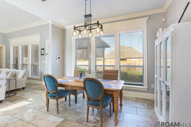 30957 Cambridge Dr, Walker, LA 70785