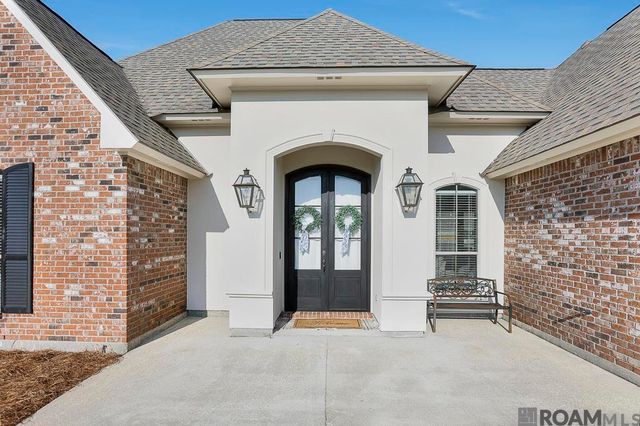 30957 Cambridge Dr, Walker, LA 70785