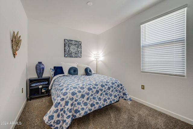3353 W SHANLEY Avenue, Apache Junction, AZ 85120