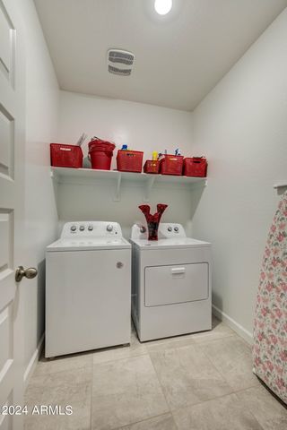 3353 W SHANLEY Avenue, Apache Junction, AZ 85120