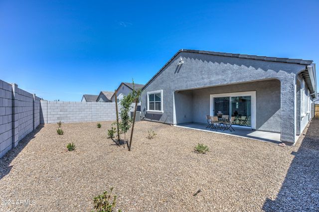 3353 W SHANLEY Avenue, Apache Junction, AZ 85120