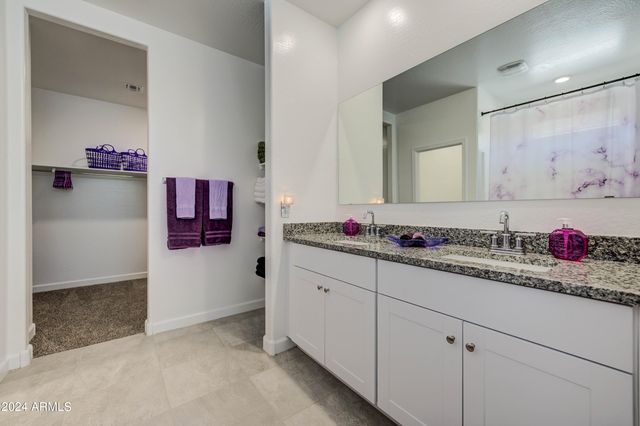 3353 W SHANLEY Avenue, Apache Junction, AZ 85120