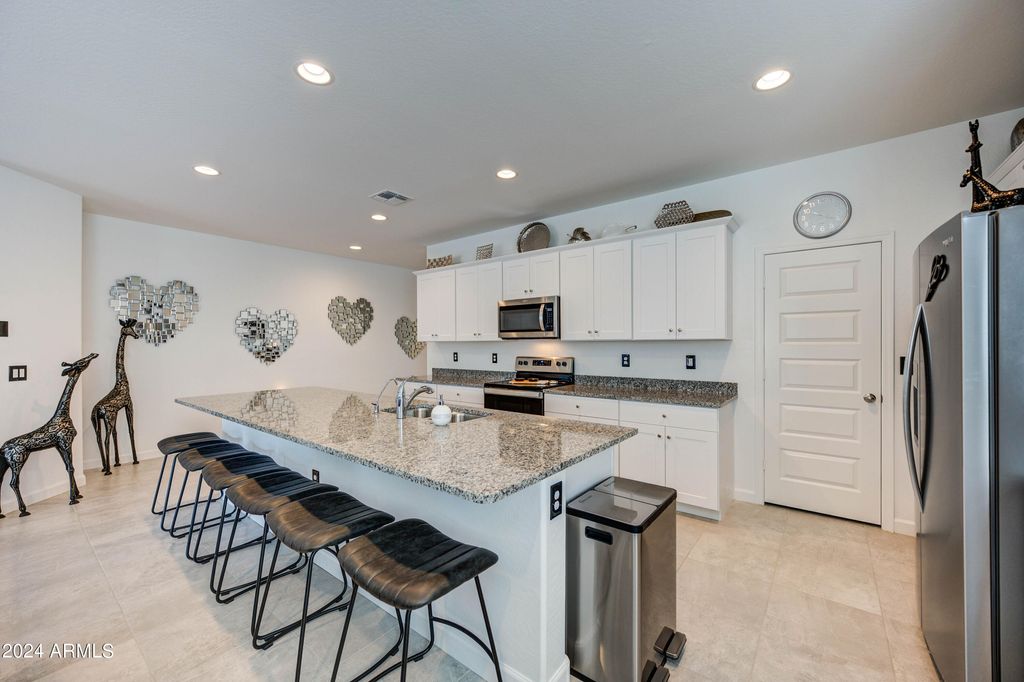 3353 W SHANLEY Avenue, Apache Junction, AZ 85120 — photo 3