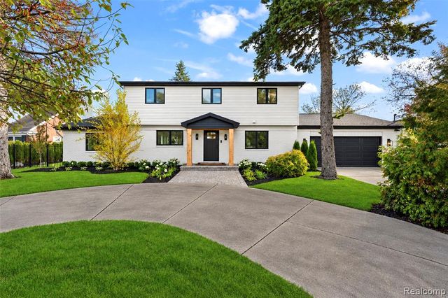 4505 Linwood Street, West Bloomfield, MI 48324