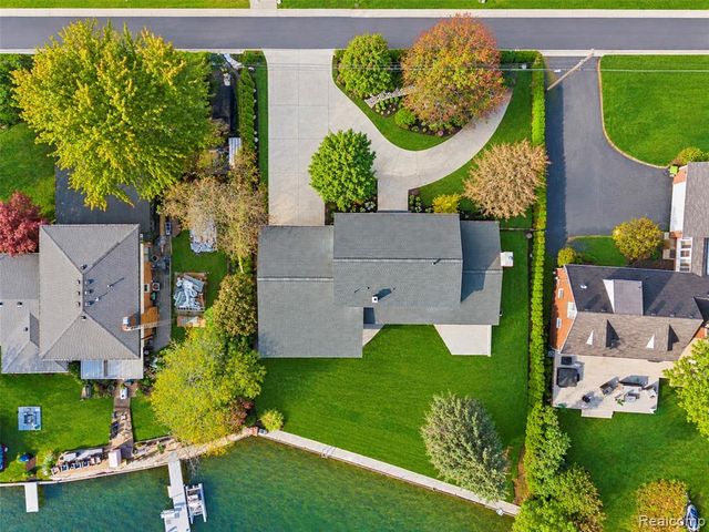 4505 Linwood Street, West Bloomfield, MI 48324