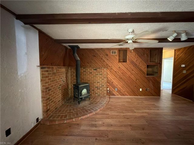 5360 Beaufain BLVD, Virginia Beach, VA 23464