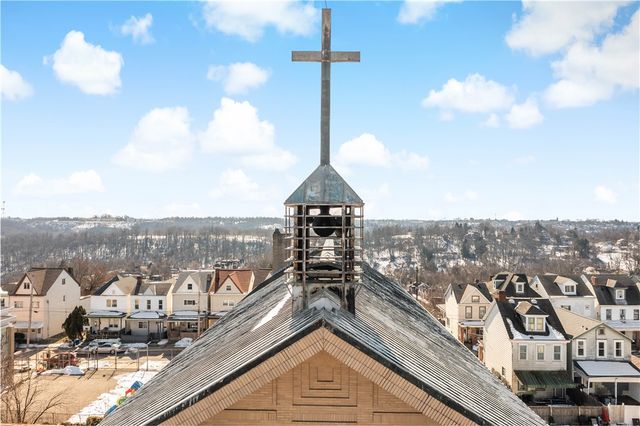 2428 Arlington Ave, Arlington, PA 15210