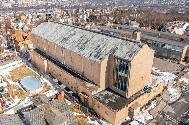 2428 Arlington Ave, Arlington, PA 15210