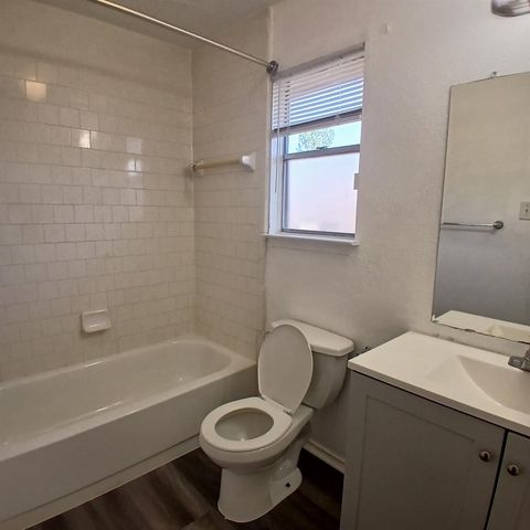 5436 Parkridge Drive 5434, Houston, TX 77053