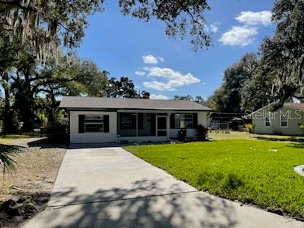 2440 HILLVIEW STREET, Sarasota, FL 34239
