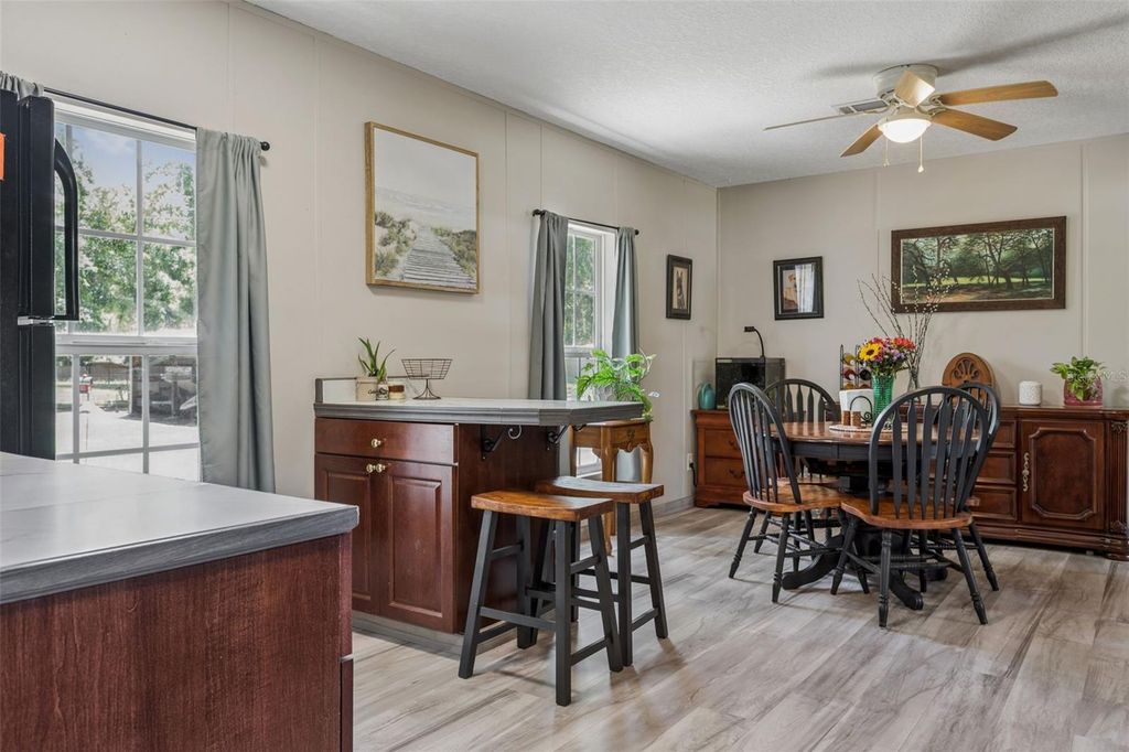 Image 19 of property listing at 5603 JOYCE SHEFFIELD LANE, Plant City, FL 33565