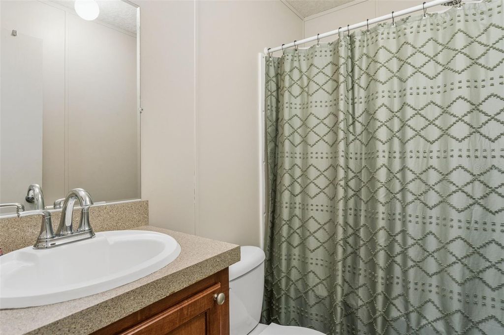 Image 23 of property listing at 5603 JOYCE SHEFFIELD LANE, Plant City, FL 33565
