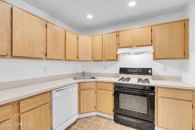 508 Harding Road 3, Freehold, NJ 07728