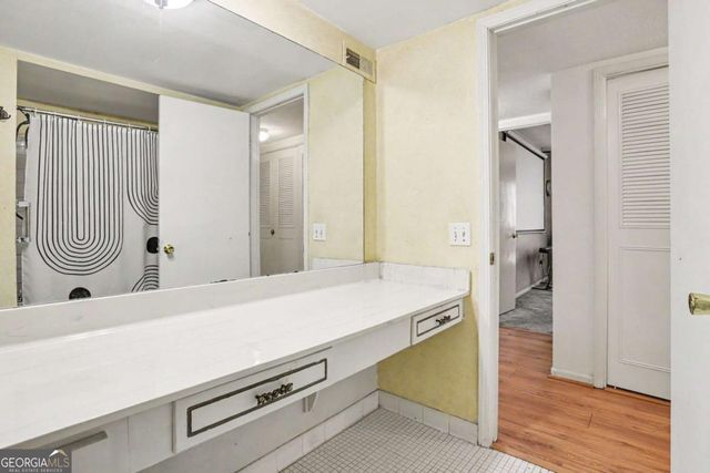 6851 Roswell Road D17, Atlanta, GA 30328