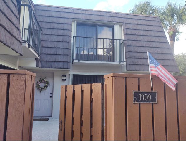 1909 19th Court 33a, Jupiter, FL 33477