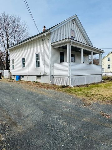 44 Spring St, Agawam, MA 01001