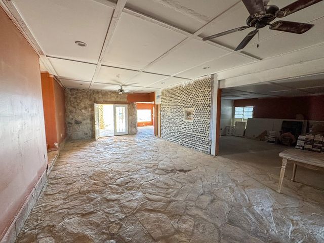 400 N Smiling Dog Trail, Terlingua, TX 79830
