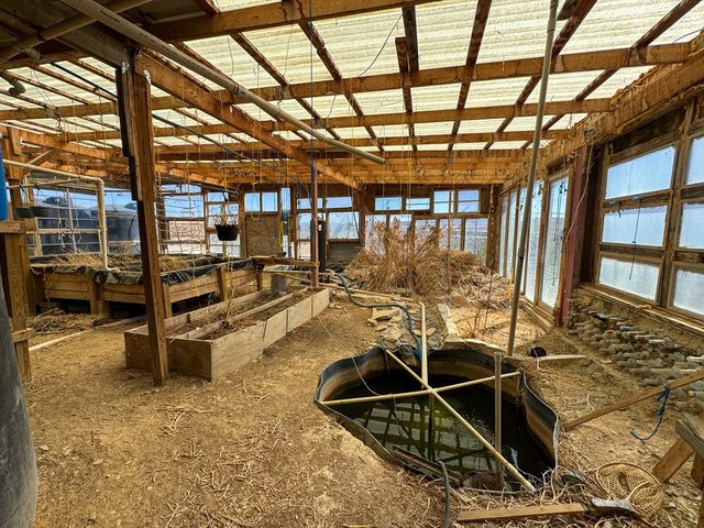 400 N Smiling Dog Trail, Terlingua, TX 79830