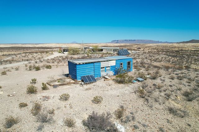 400 N Smiling Dog Trail, Terlingua, TX 79830