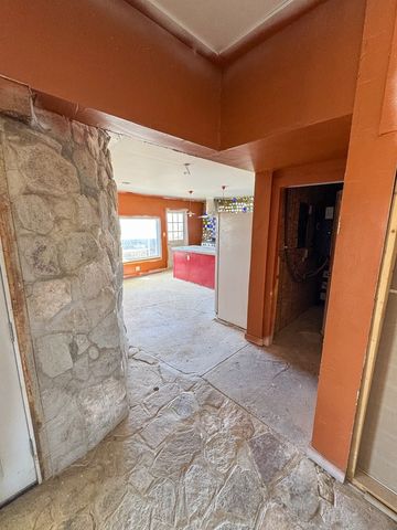 400 N Smiling Dog Trail, Terlingua, TX 79830