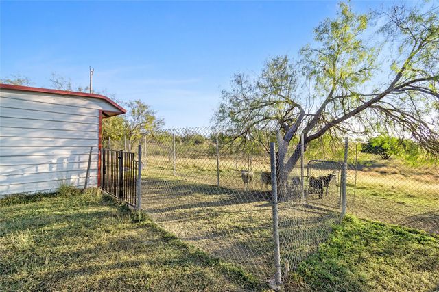 260 Fm 3118, Clifton, TX 76634