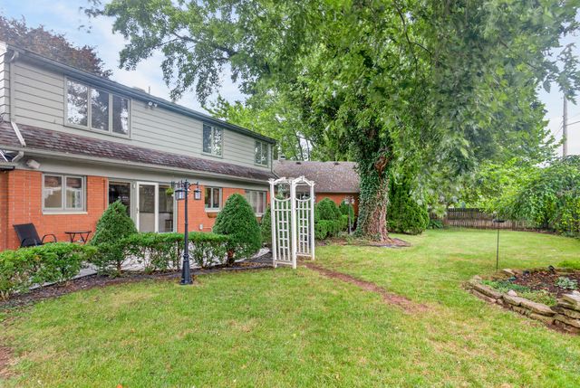 860 Lincolnshire Drive 860 Lincolnshire Drive, Troy, OH 45373